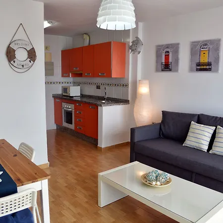 Cenacheros - Wondersisters Apartment